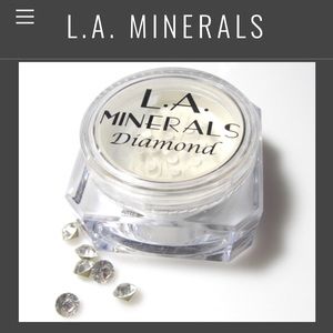 High Definition Diamond Veil -Hide Flaws and Pores